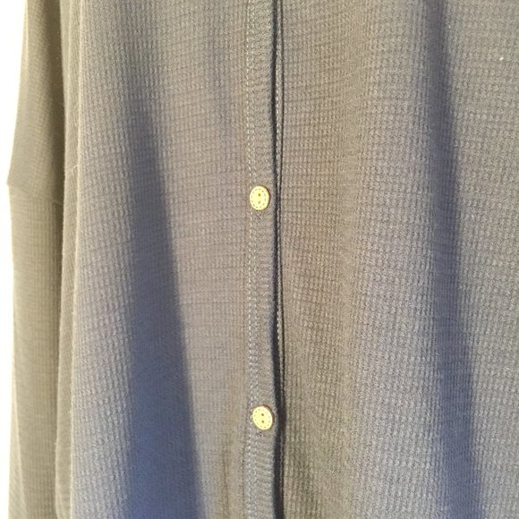Moueey Navy Blue NWT drop shoulder thermal button top XL - Picture 5 of 12